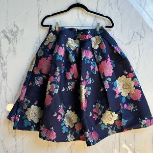 FLORAL MIDI SKIRT SZ L like new